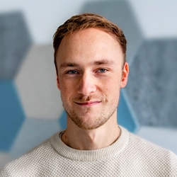 Portraitfoto von Maximilian Dörl